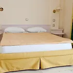 Metropol 3* Lárisza