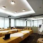 Metropol فندق