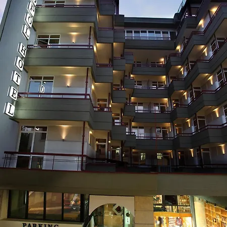 فندق Metropol 3*