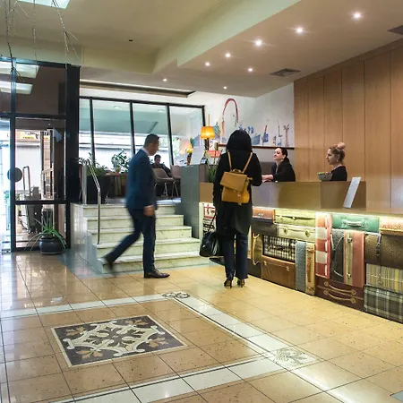 Metropol Hotel 3*