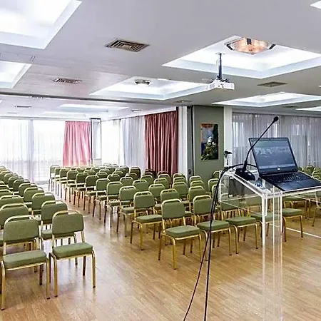 Metropol 3* Лариса